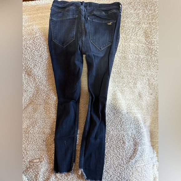 Hollister Jeans Size 7 - Picture 3 of 3